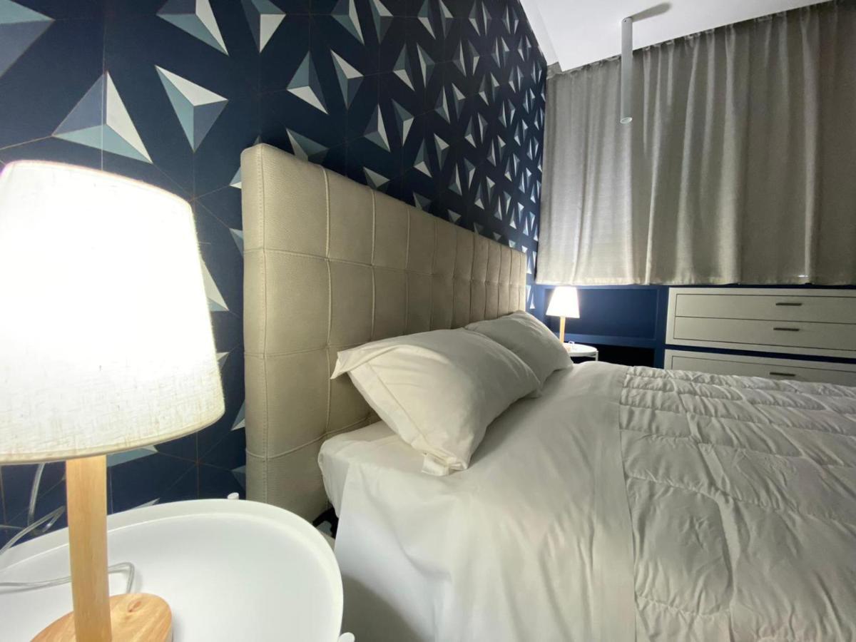 2B Fifteen Floor Suite Napoli Dış mekan fotoğraf